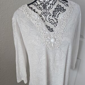 Chico's White Crochet-Trim V-Neck Lined Blouse